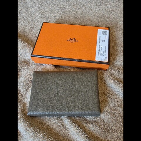 Hermes Calvi Duo 零錢包卡夾(未使用)｜經典大象灰 Etoupe
