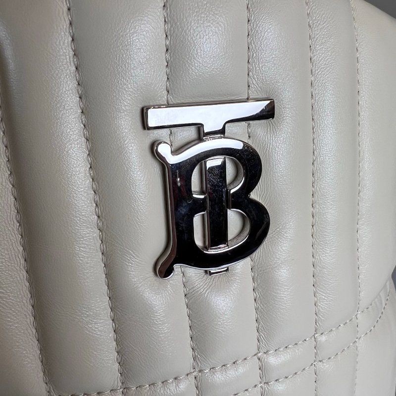 BURBERRY 白皮革LOLA水桶包-6