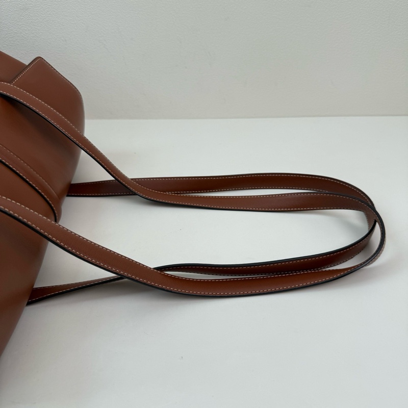 Celine soft 棕色 中號-6