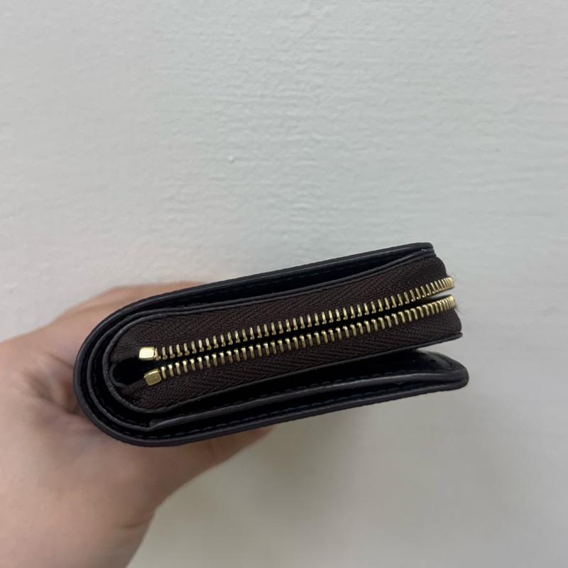 Lv 雙色短夾芯片款-1