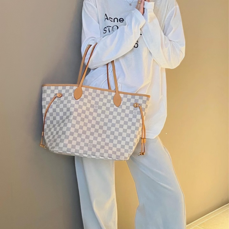 Lv白棋盤格新款粉內里nf大號-2