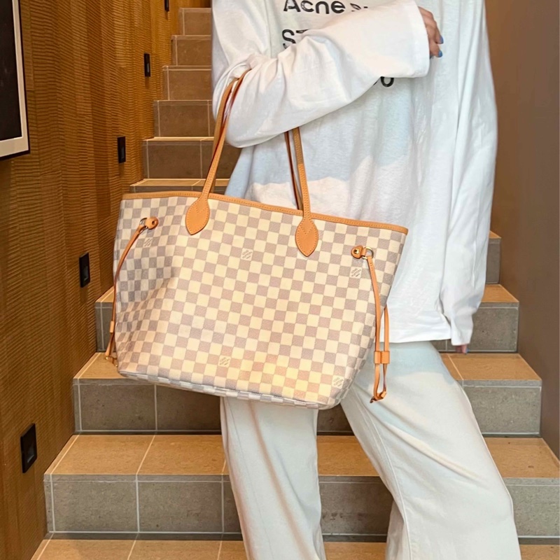 Lv白棋盤格新款粉內里nf大號-3