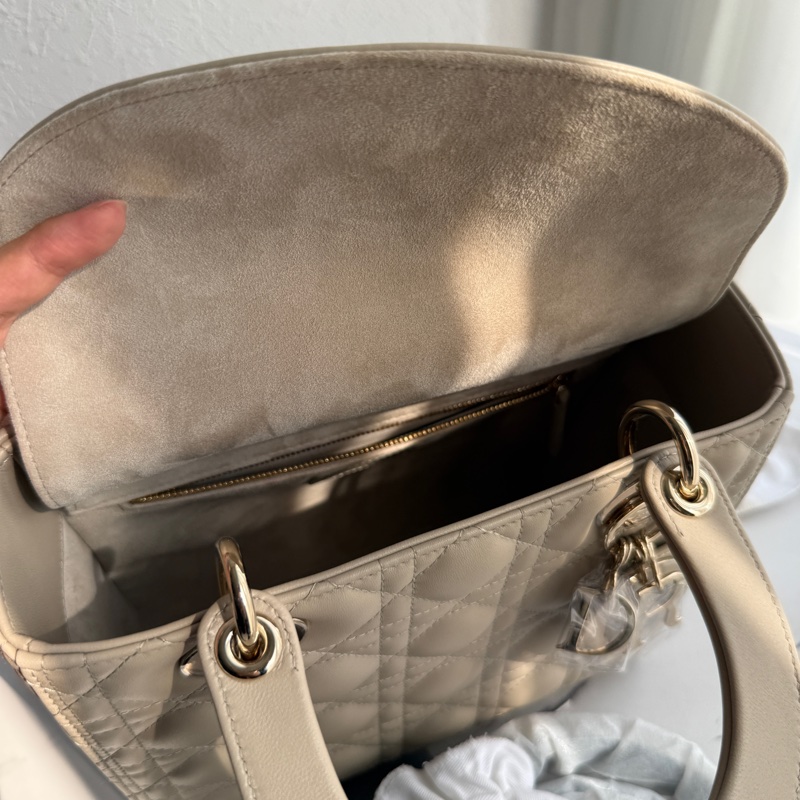 Dior 黛妃 有斜背帶 5*5 奶茶色-13