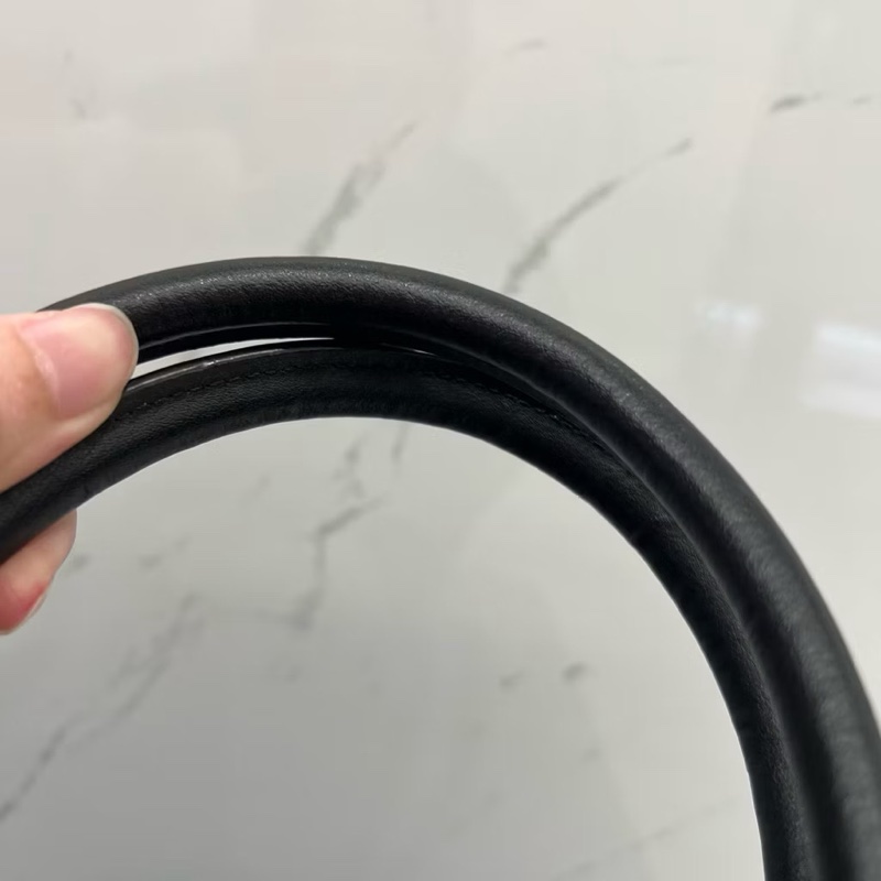 Coach老花黑棕包-7