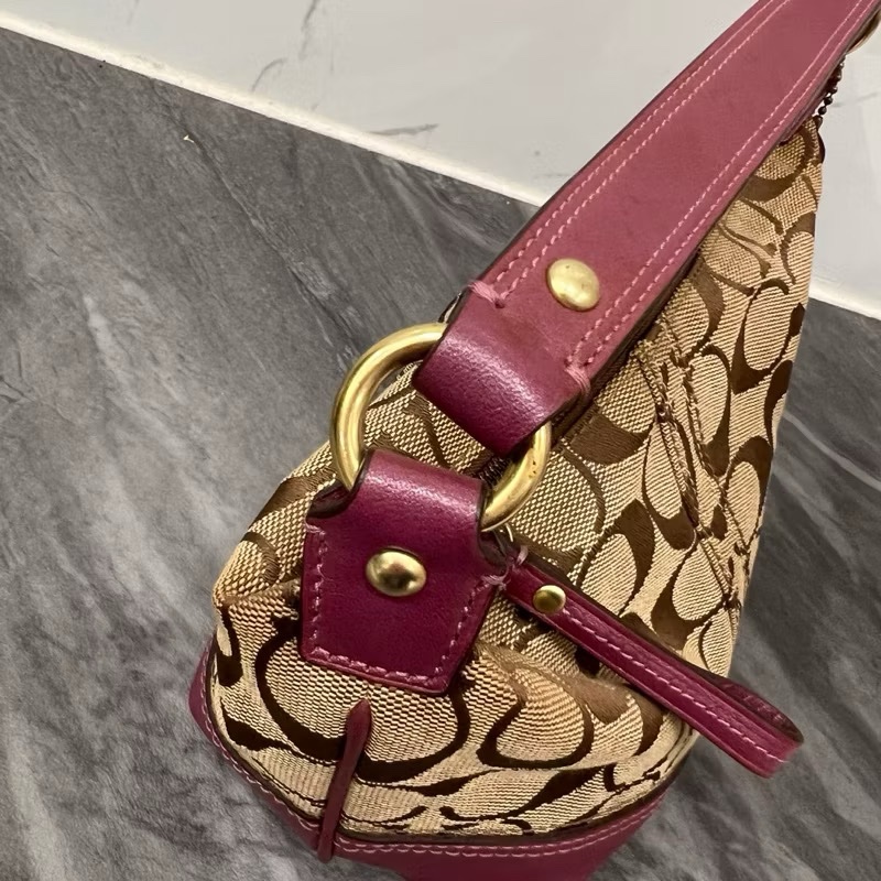 Coach拼紫色飯盒包-4