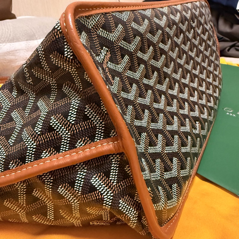 Goyard Anjou PM-9