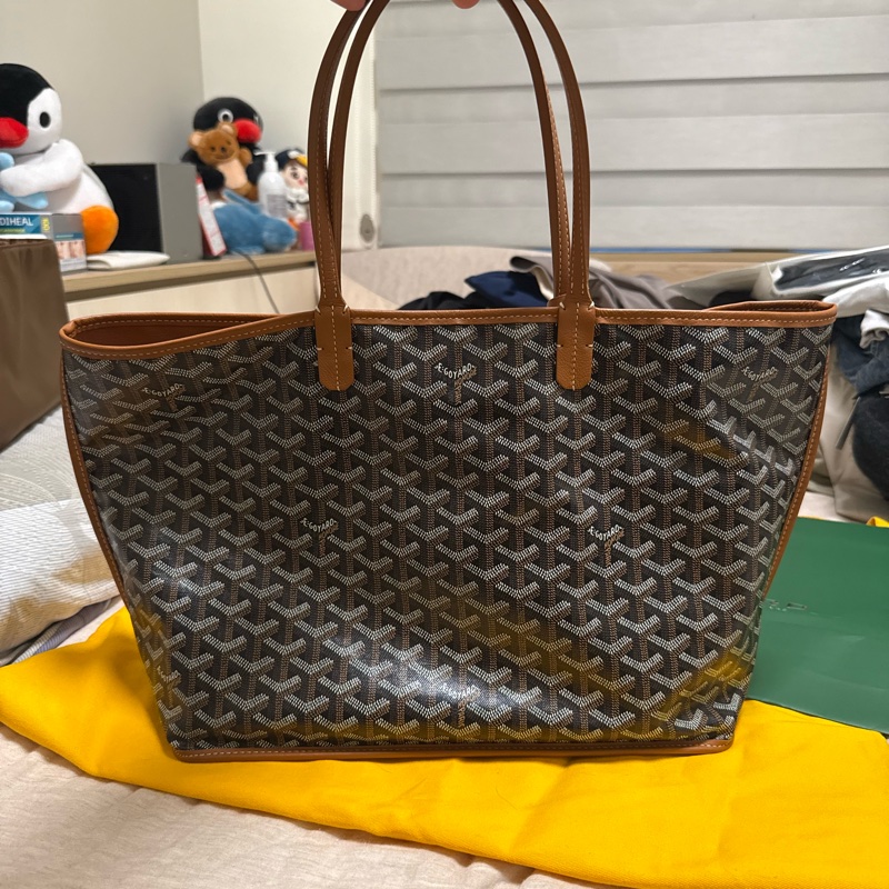 Goyard Anjou PM-11