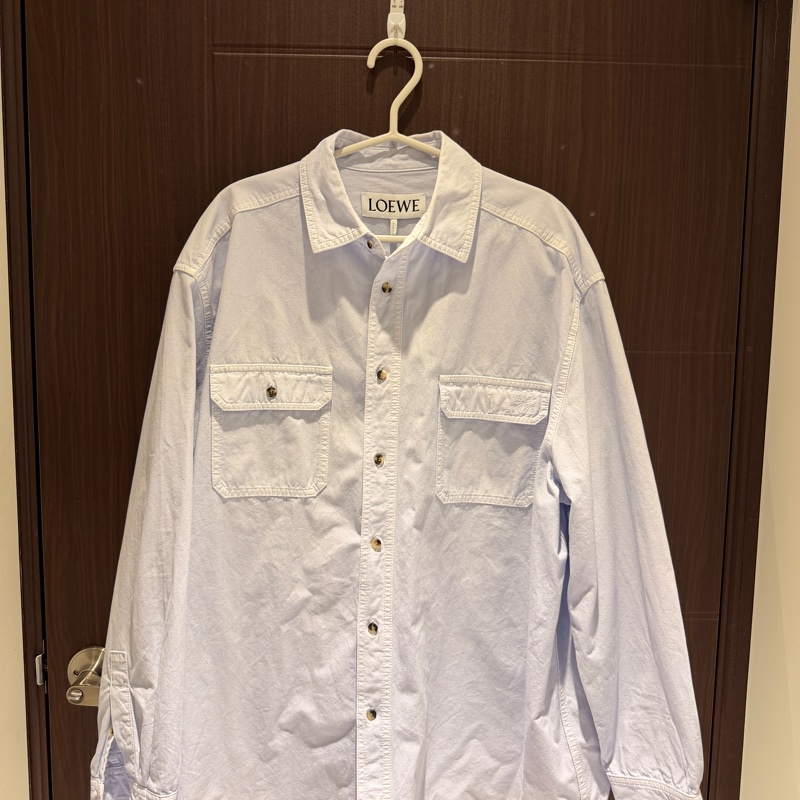 LOEWE羅意威淺藍色口袋襯衫外套 尺寸:39-0
