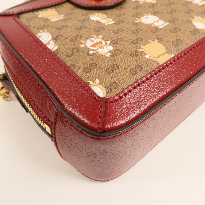 GUCCI 塗層帆布Doraemon Micro GG Supreme鏈帶手挽肩背兩用袋-11