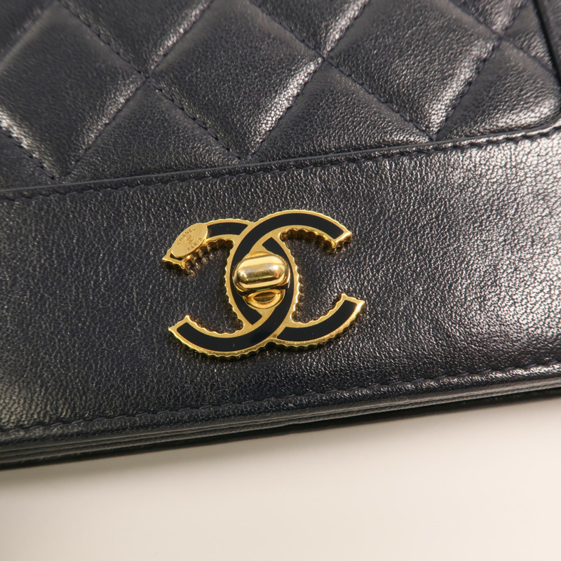 CHANEL 牛皮皮革Mademoiselle Wallet On Chain鏈帶肩背袋-8