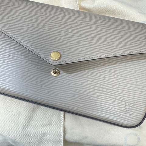 LV WOC三合一水波紋鏈條包 斜背包 台灣購證正本 極新包