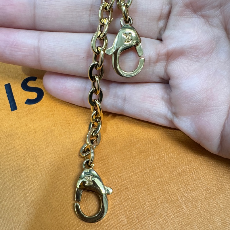 LV WOC三合一水波紋鏈條包 斜背包 台灣購證正本 極新包-17