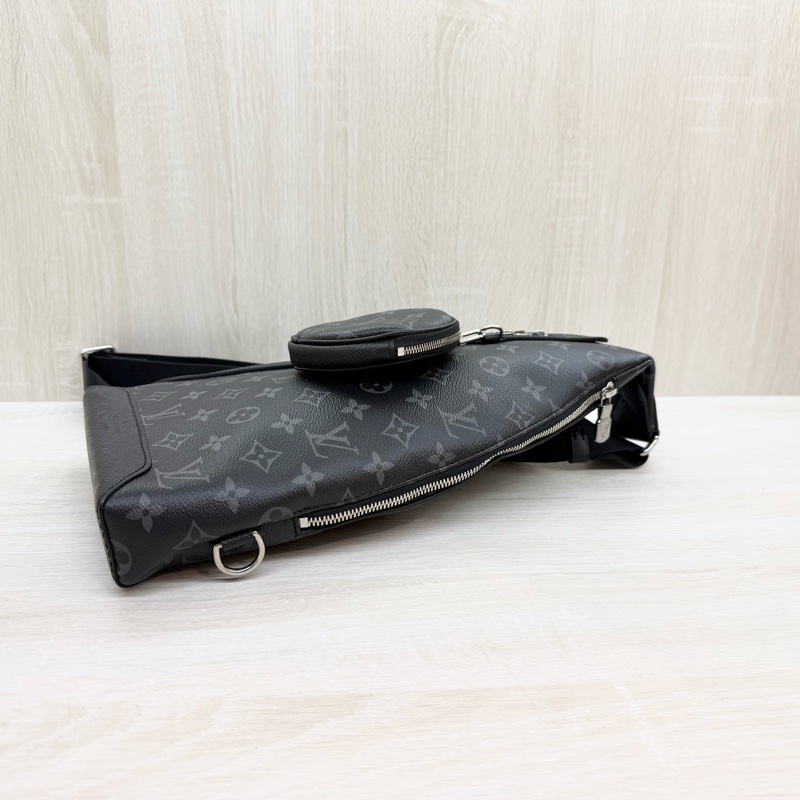 LV全新✨黑灰Duo 胸口包m30936-2