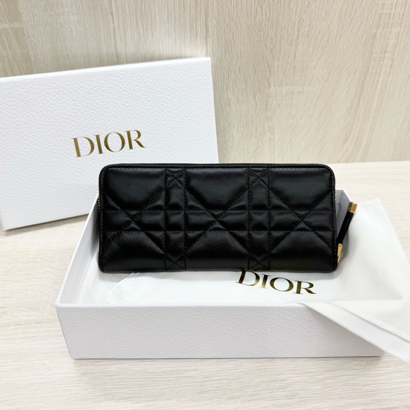 DIOR 26/2離櫃全新✨黑金羊皮Miss Caro Voyageur 薄款錢包-1