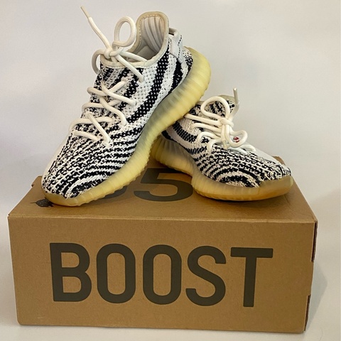 Adidas Yeezy  EU 36