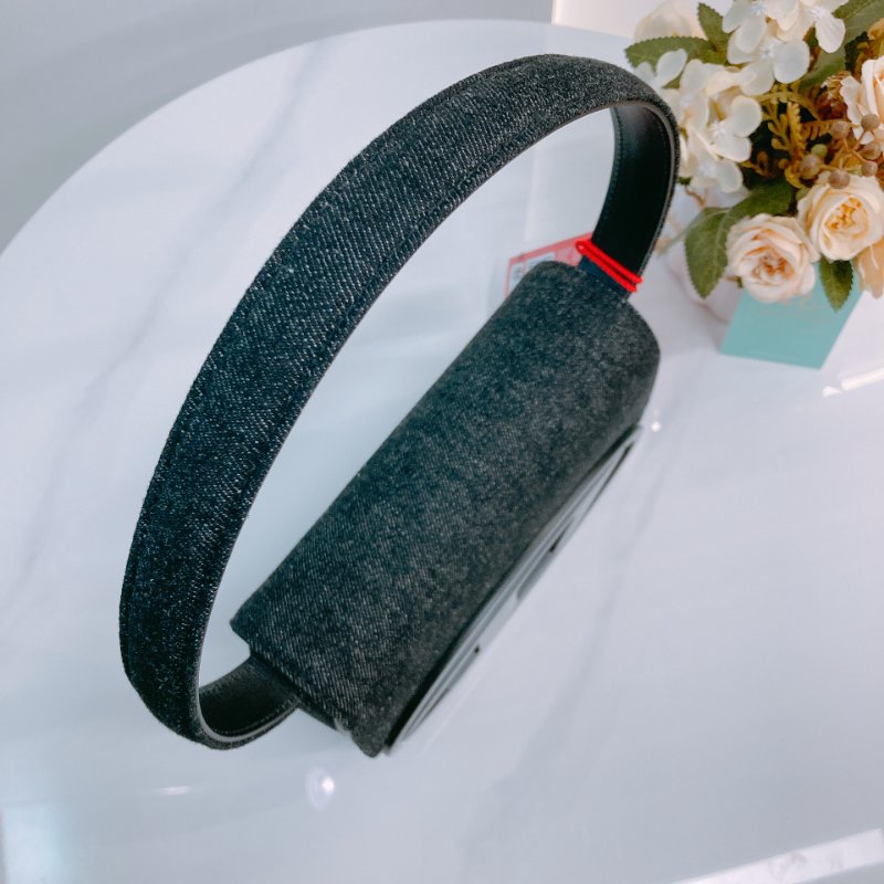 MS0667 Diesel 迪賽 腋下 牛仔布 全黑 黑漆五金 銀扣 1DR Plaque Shoulder Bag Denim So Black x PHW-9