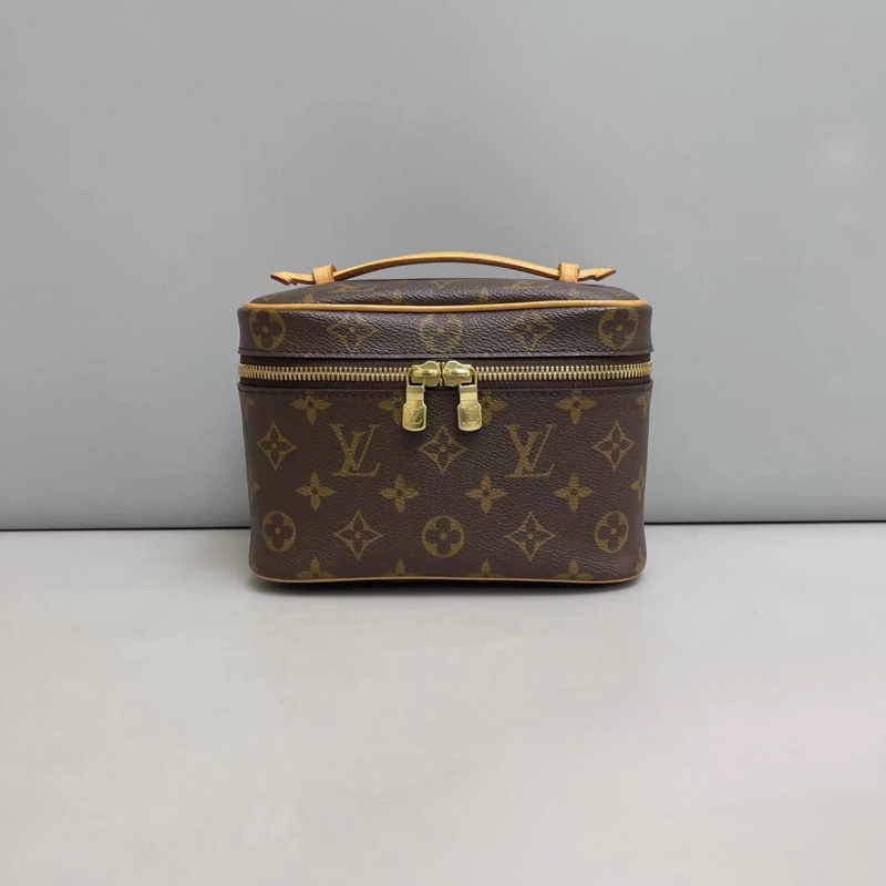 LV路易威登Nice迷你老花化妝包 芯片-0
