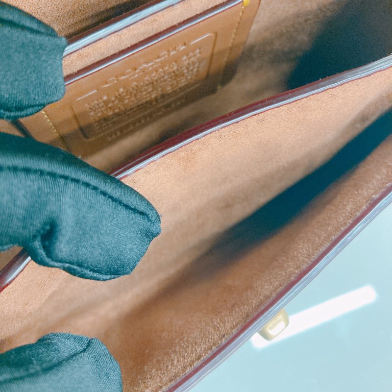 MS0663	Coach Cassie 17 Signature 3-Way Bag Canvas and Calfskin Tan x GHW-16