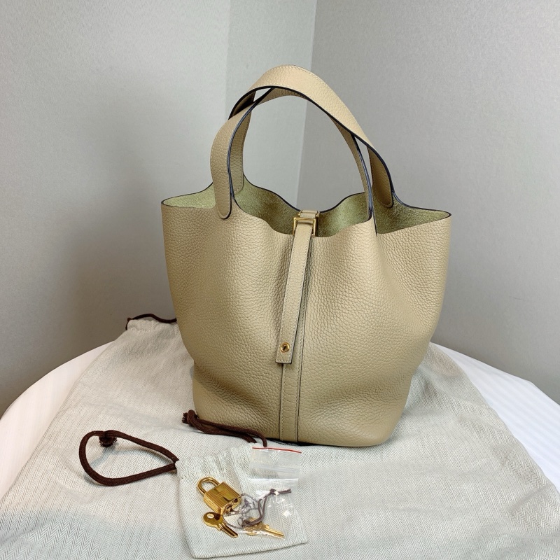 愛馬仕/Hermes Picotin Lock 22 米色金扣菜籃子手提水桶包 配件:鎖頭 塵袋 22x17x21cm-0