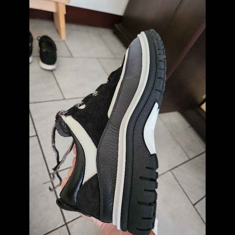 chanel真皮休閒鞋36.5-7