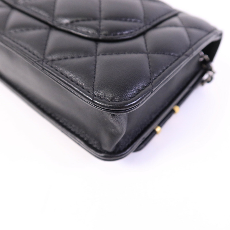 CHANEL 羊皮皮革Wallet On Chain肩背袋-11