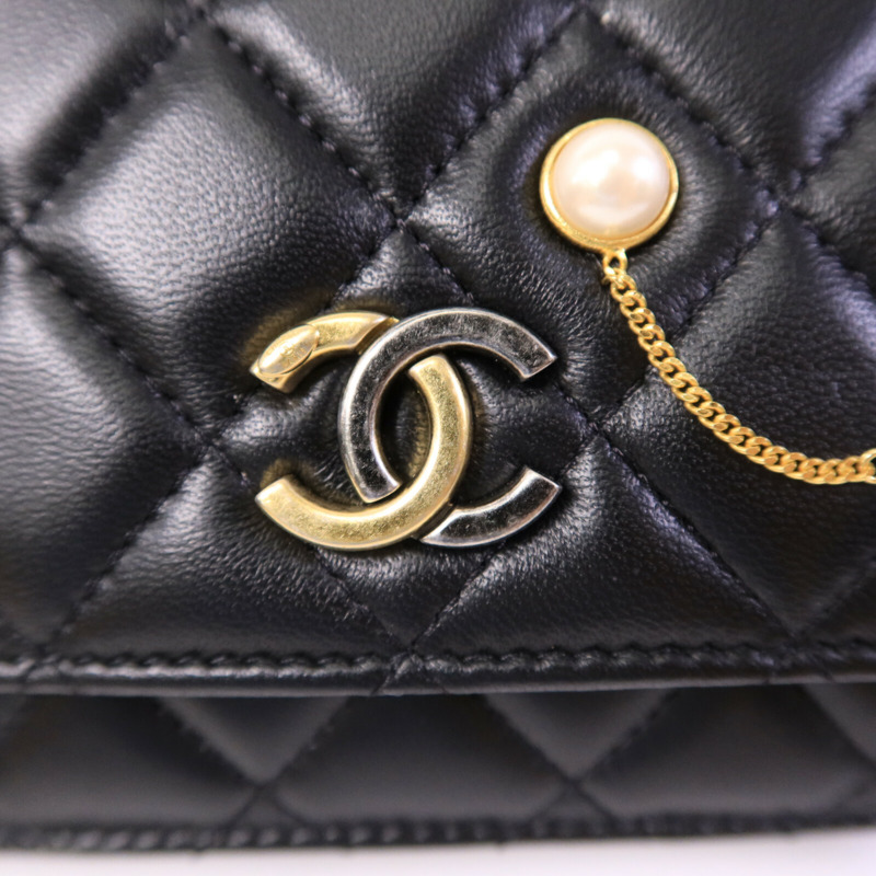 CHANEL 羊皮皮革Wallet On Chain肩背袋-12