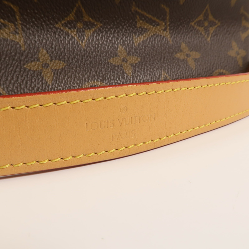 LOUIS VUITTON Monogram Diane金扣手挽袋-15