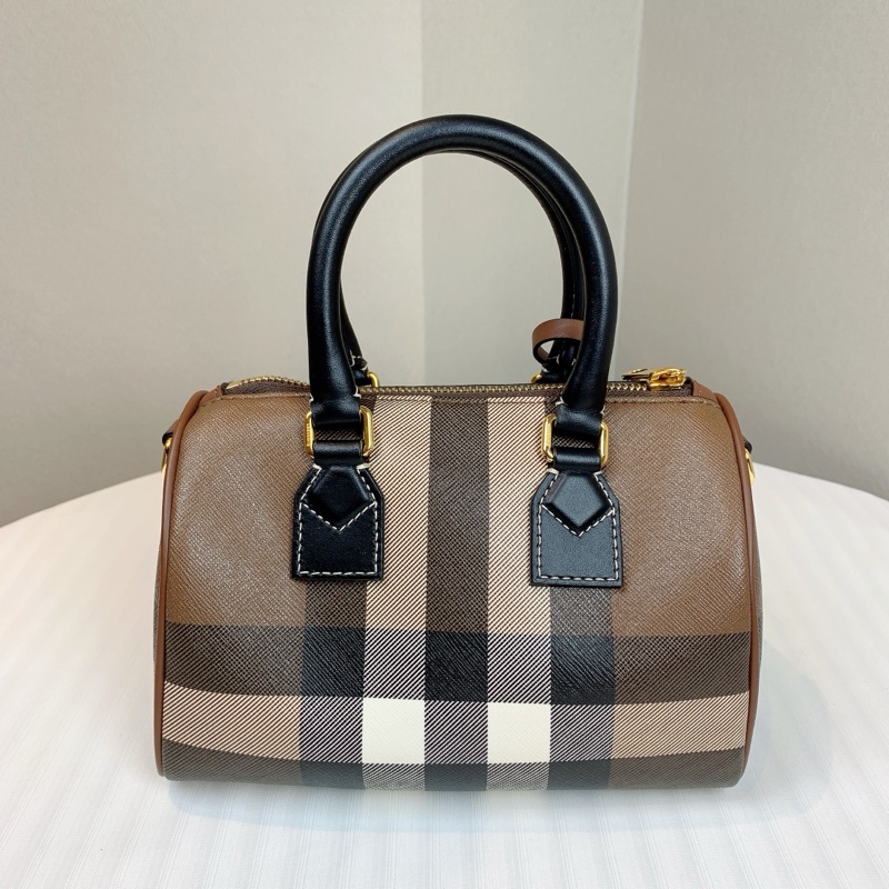 博柏利/Burberry 棕色格纹迷你保龄球包 可手提可斜背 配件：塵袋，長肩帶 20x12x12cm-2