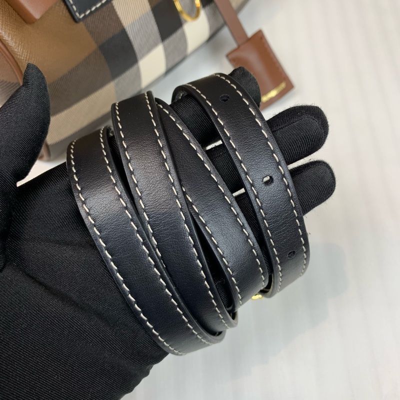 博柏利/Burberry 棕色格纹迷你保龄球包 可手提可斜背 配件：塵袋，長肩帶 20x12x12cm-6