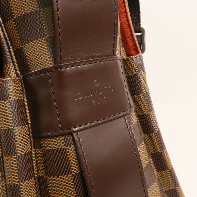 LOUIS VUITTON Damier Naviglio金扣肩背袋-8