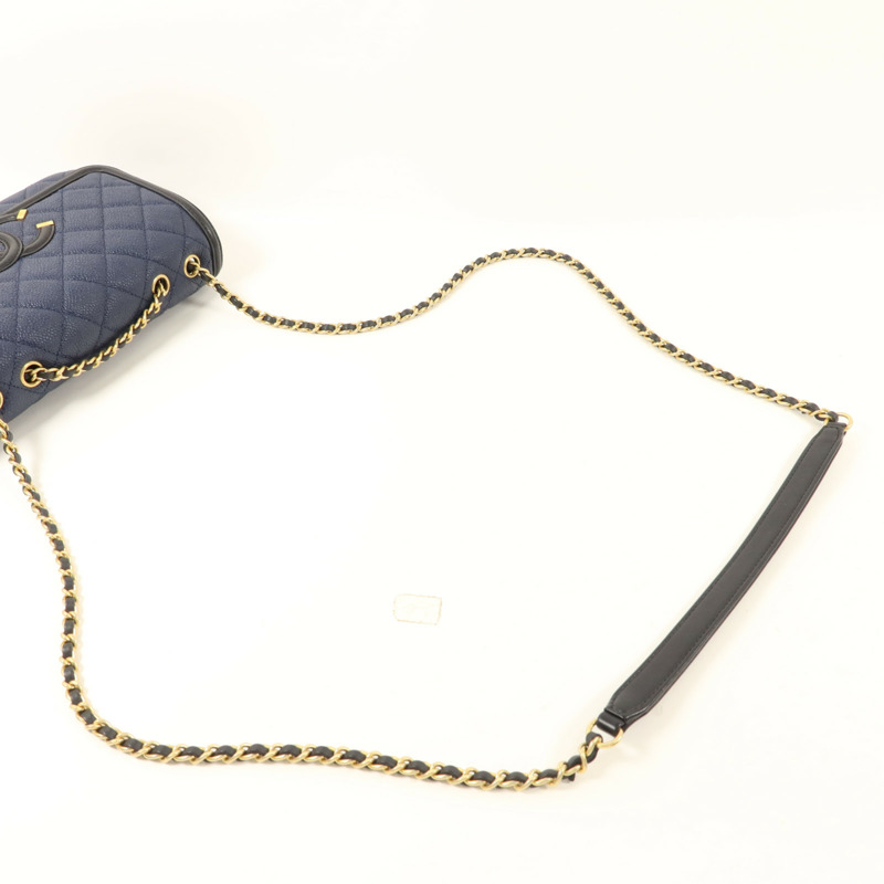 CHANEL 牛皮皮革CC Filigree Flap Bag鏈帶肩背袋-7