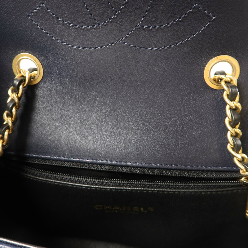 CHANEL 牛皮皮革CC Filigree Flap Bag鏈帶肩背袋-18