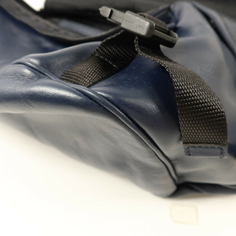 PRADA 牛皮皮革Messenger Bag肩背袋-13