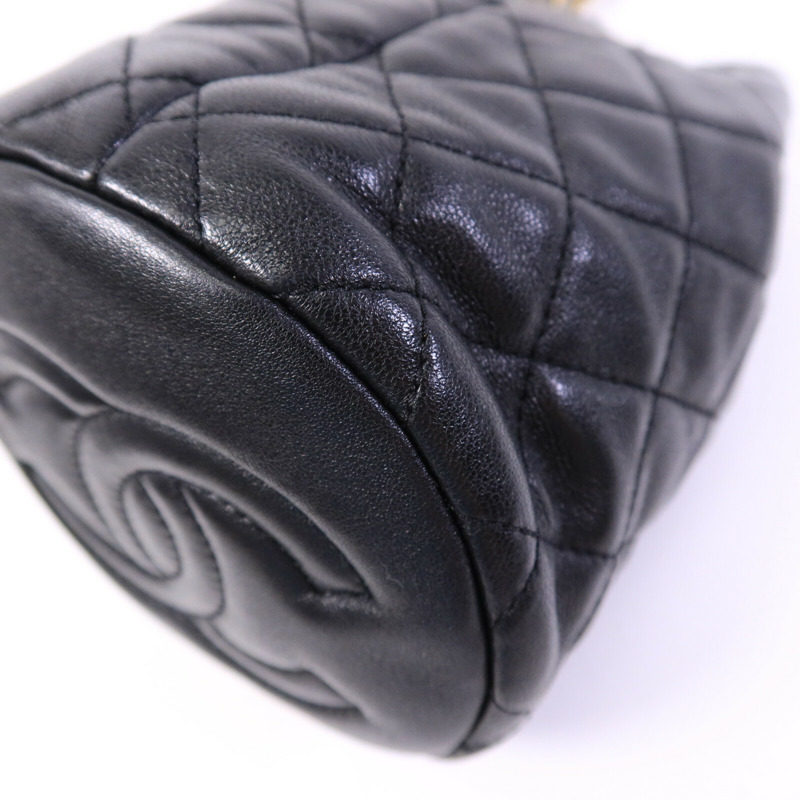 CHANEL 羊皮皮革Bucket Bag鏈帶肩背袋-13