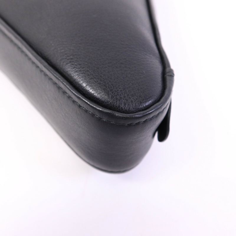 BALENCIAGA 牛皮皮革Triangle Clutch手拿包-8