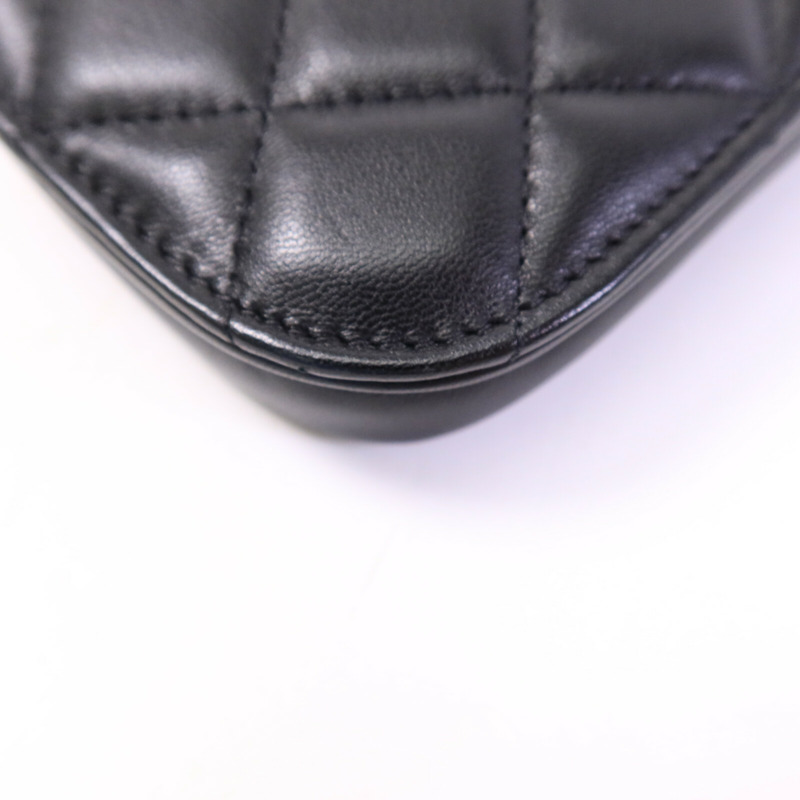 CHANEL 羊皮皮革Vanity Phone Holder鏈帶肩背袋-11