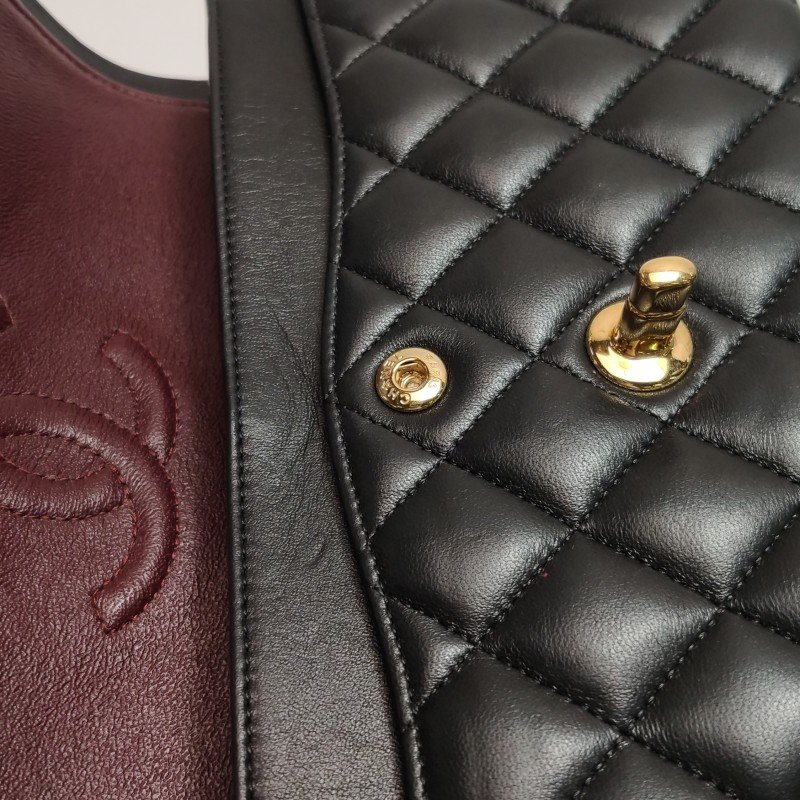 Chanel Classic Flap 經典款小號羊皮菱格絎縫雙C扣皮穿鏈單肩包-9