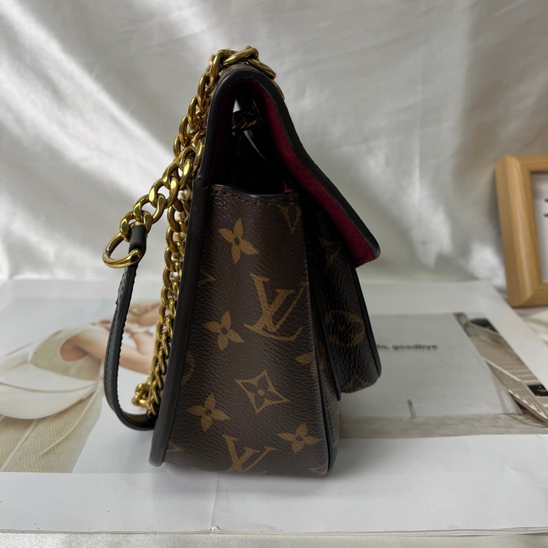 LV路易威登-Passy棕色老花塗層帆布黑色琺瑯金扣郵差包 老花-3