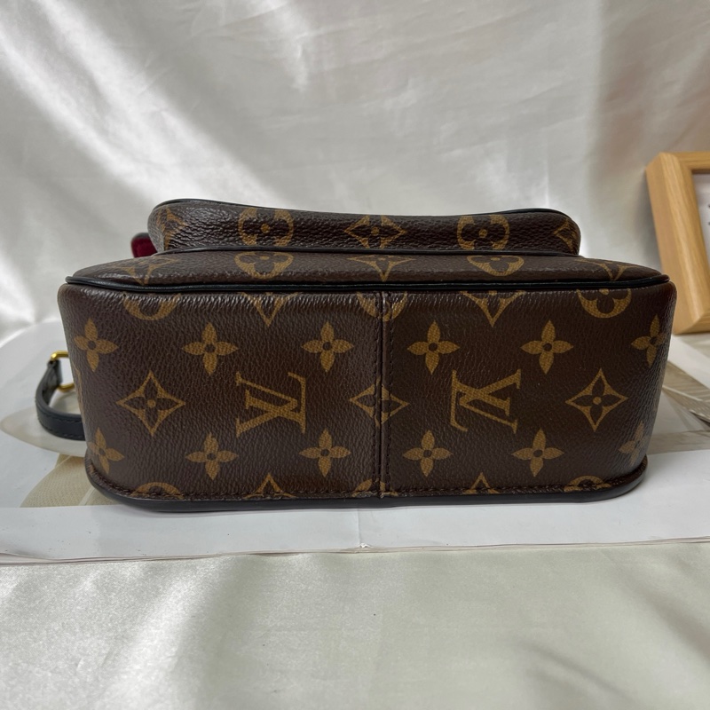 LV路易威登-Passy棕色老花塗層帆布黑色琺瑯金扣郵差包 老花-5
