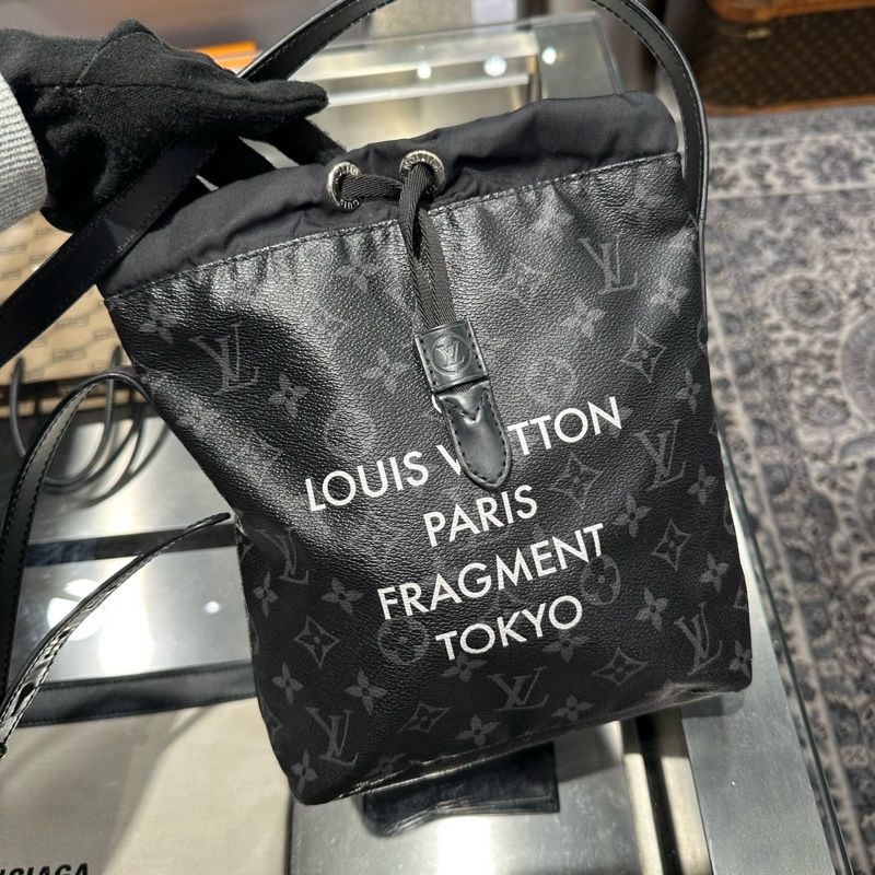 LV藤原浩⚡️Louis Vuitton LV x Fragment Design 藤原浩聯名小號背包|Classic Trend CT精品|台北東區實體-0