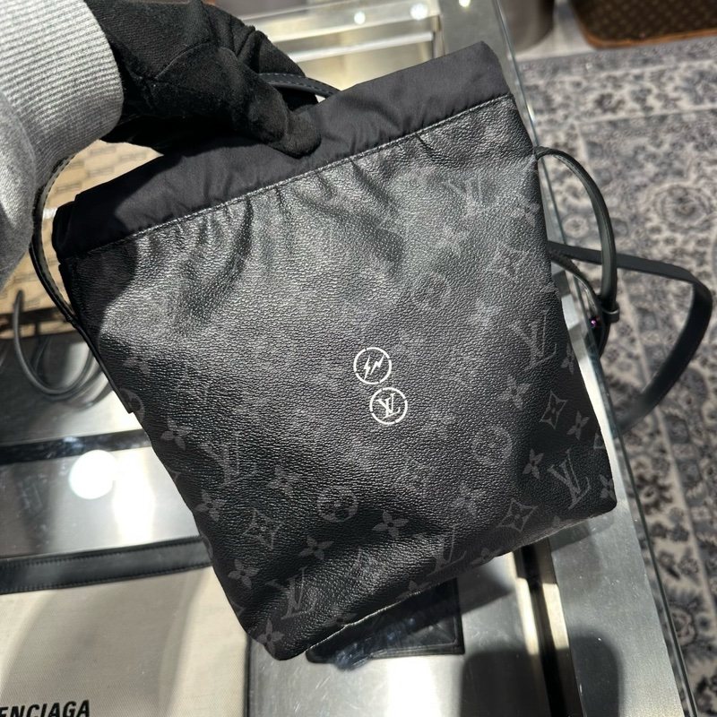 LV藤原浩⚡️Louis Vuitton LV x Fragment Design 藤原浩聯名小號背包|Classic Trend CT精品|台北東區實體-1