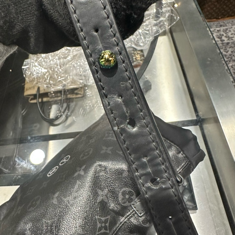 LV藤原浩⚡️Louis Vuitton LV x Fragment Design 藤原浩聯名小號背包|Classic Trend CT精品|台北東區實體-4