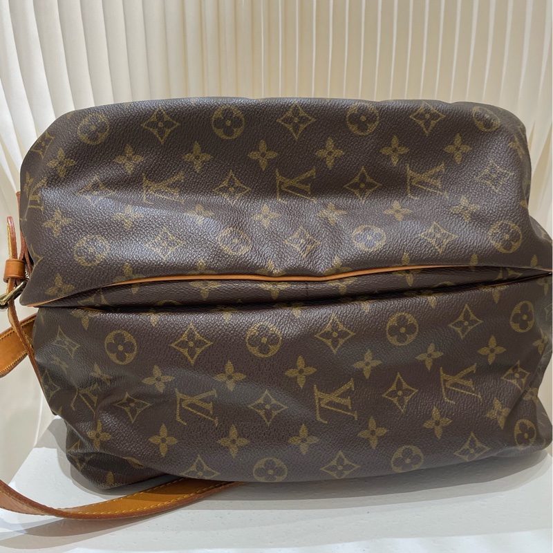 Lv/路易威登 經典Logo印花郵差包斜挎單肩包 男款 33*25*25-4
