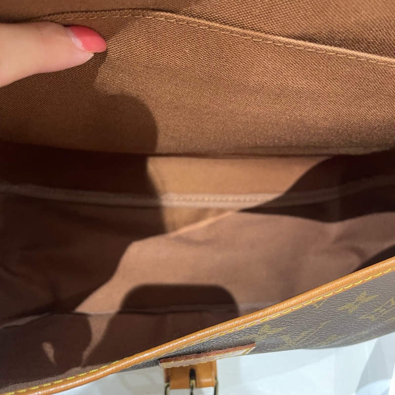 Lv/路易威登 經典Logo印花郵差包斜挎單肩包 男款 33*25*25-5