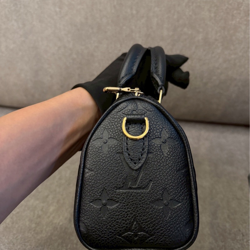 LV nano speedy黑壓紋-7