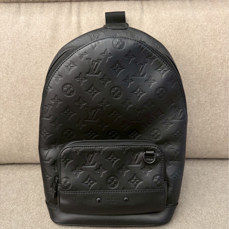 LV黑壓紋單肩包-0