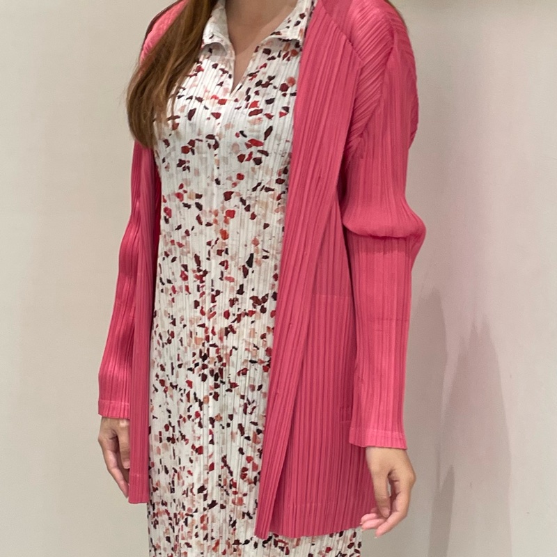 ▪️富貴選物FUGUEI▪️PP 三宅一生 杜鵑粉 開領排扣外套-1