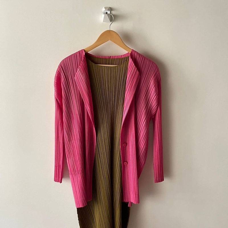 ▪️富貴選物FUGUEI▪️PP 三宅一生 杜鵑粉 開領排扣外套-6