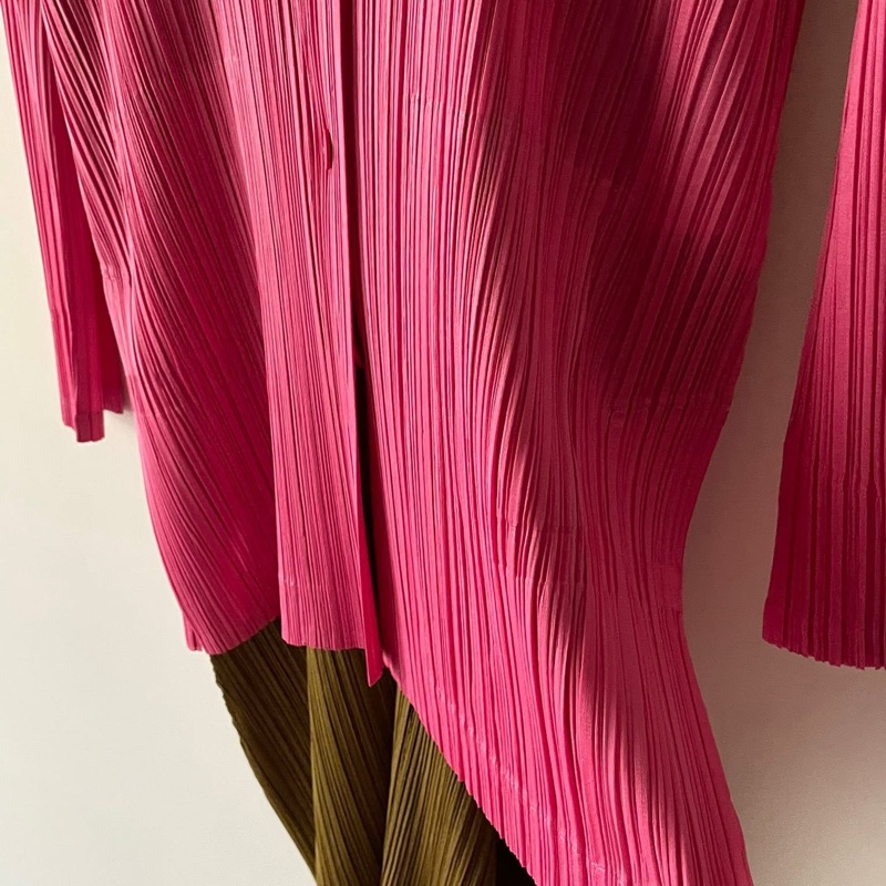 ▪️富貴選物FUGUEI▪️PP 三宅一生 杜鵑粉 開領排扣外套-8