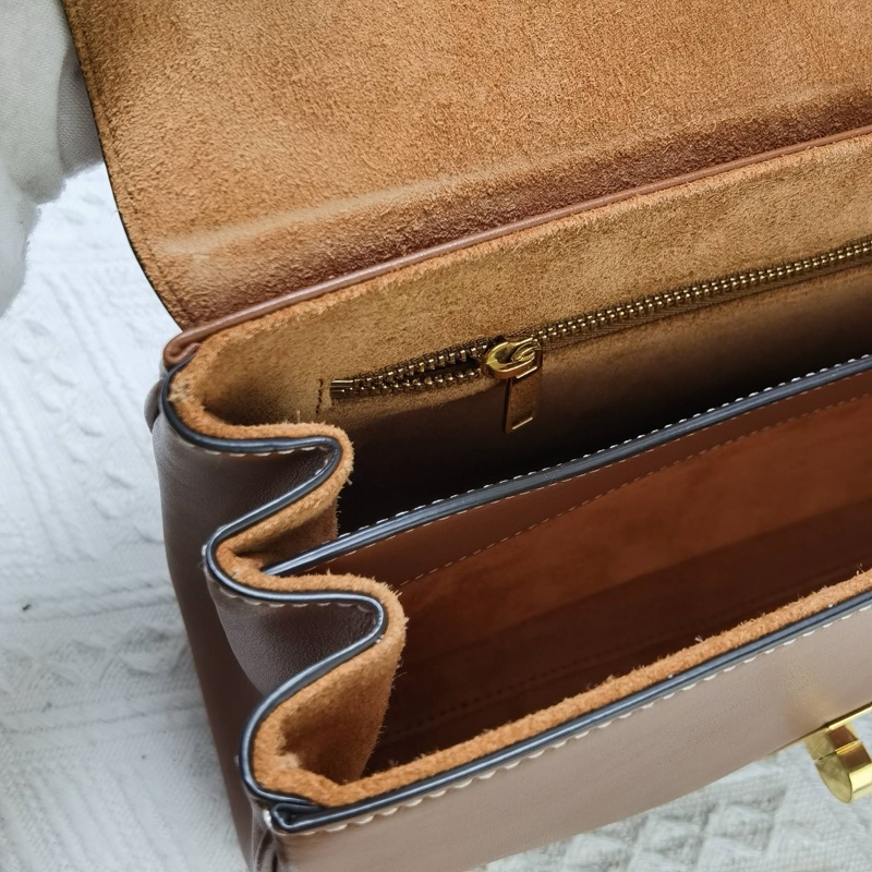 Celine賽琳teen soft 16單肩包斜挎包 牛皮 焦糖色 尺寸:23*16*5 配件:塵袋 肩帶-8